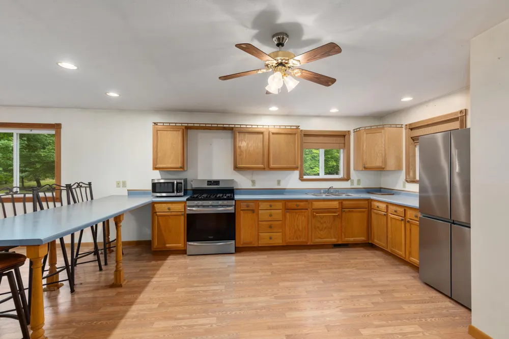 11642 S Woodland Drive Cadillac, MI 49601