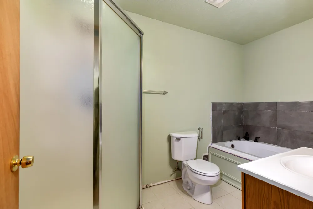 11642 S Woodland Drive Cadillac, MI 49601