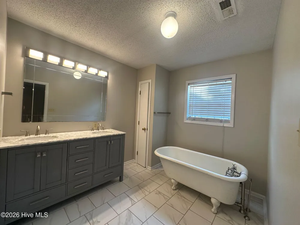 159 Longwood Drive Stella, NC 28582