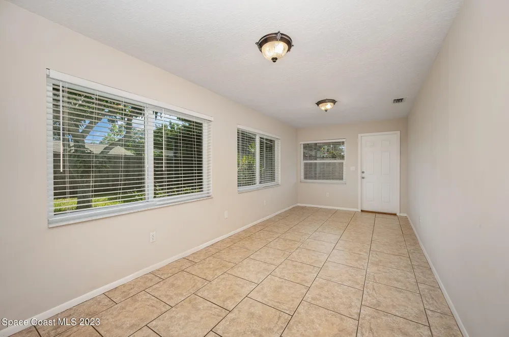 511 Avignon Drive Melbourne, FL 32935
