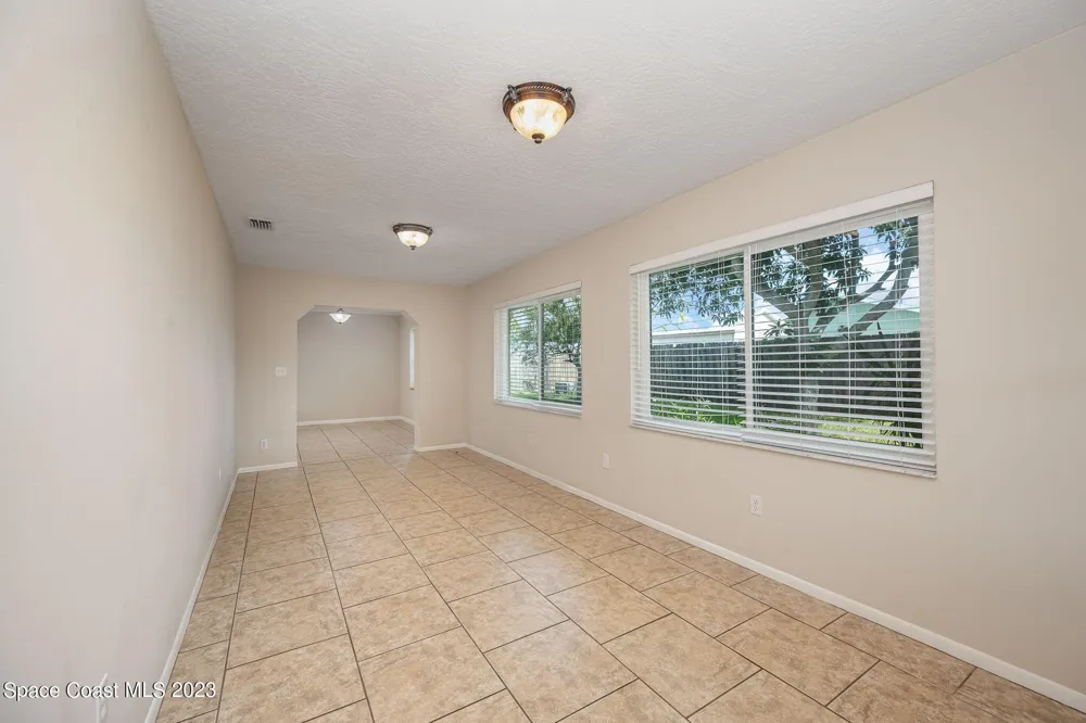 511 Avignon Drive Melbourne, FL 32935