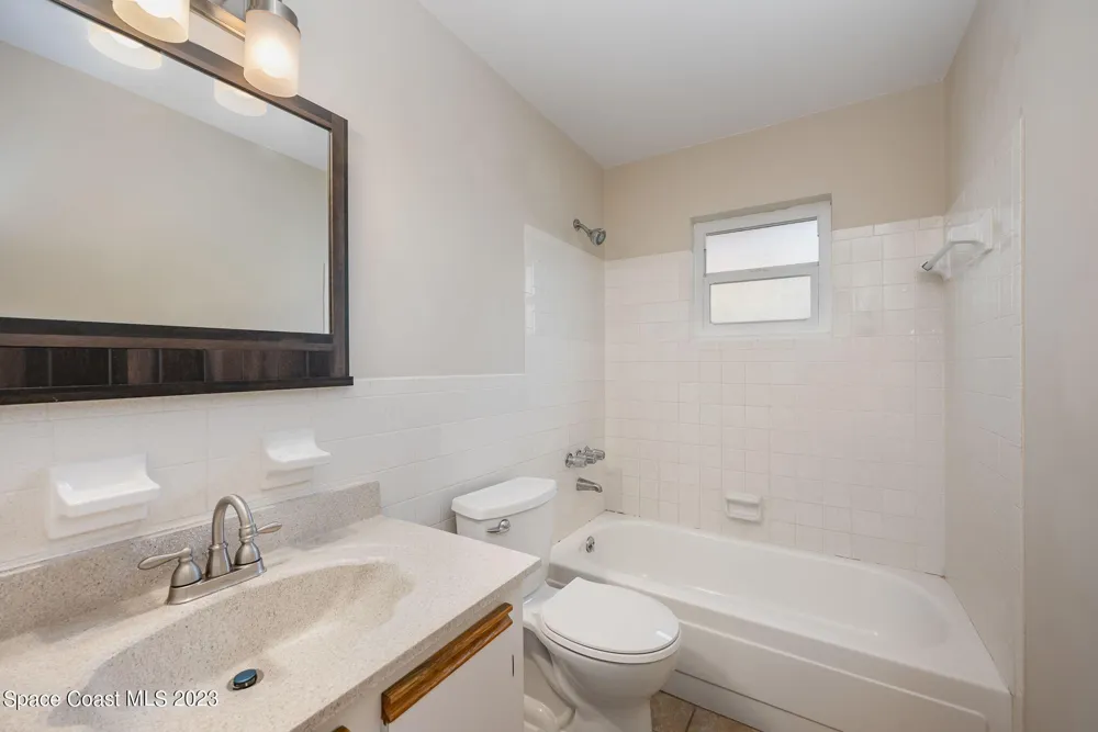 511 Avignon Drive Melbourne, FL 32935