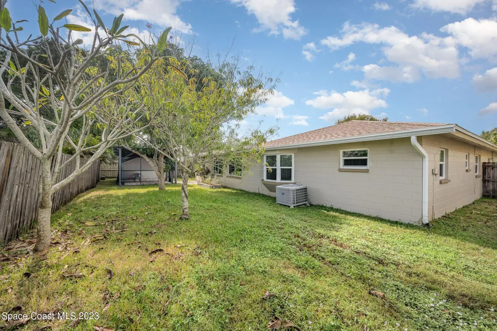 511 Avignon Drive Melbourne, FL 32935