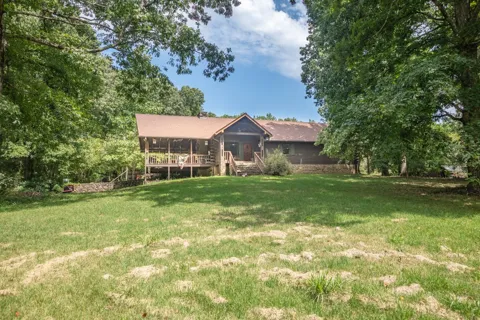 162 Tracy Rd