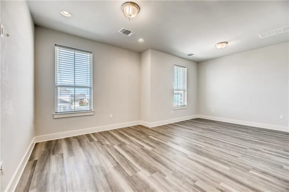 8000 Hillock Terrace #B Austin, TX 78744
