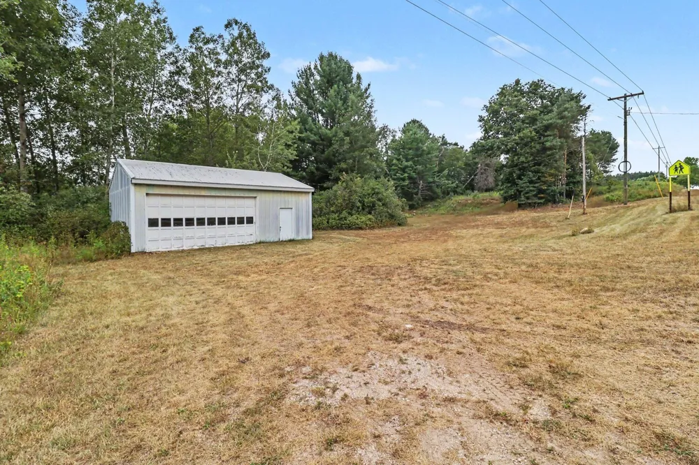 4079 Stiles Road Scottville, MI 49454