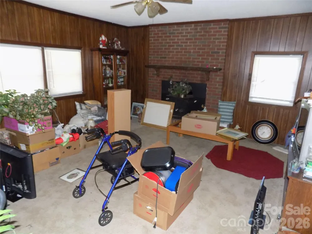 340 S Vine Street Gastonia, NC 28052