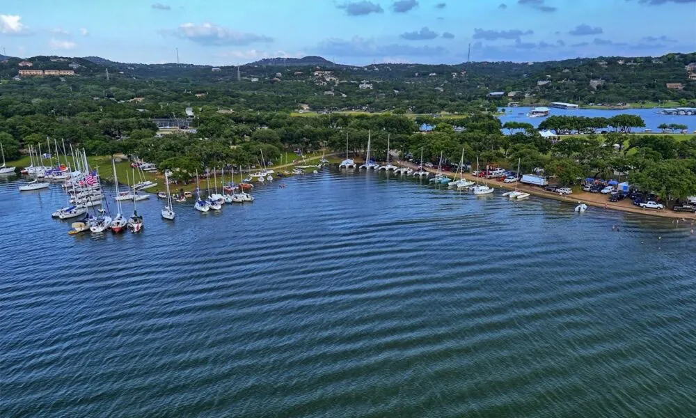 21105 Newport Cove Lago Vista, TX 78645