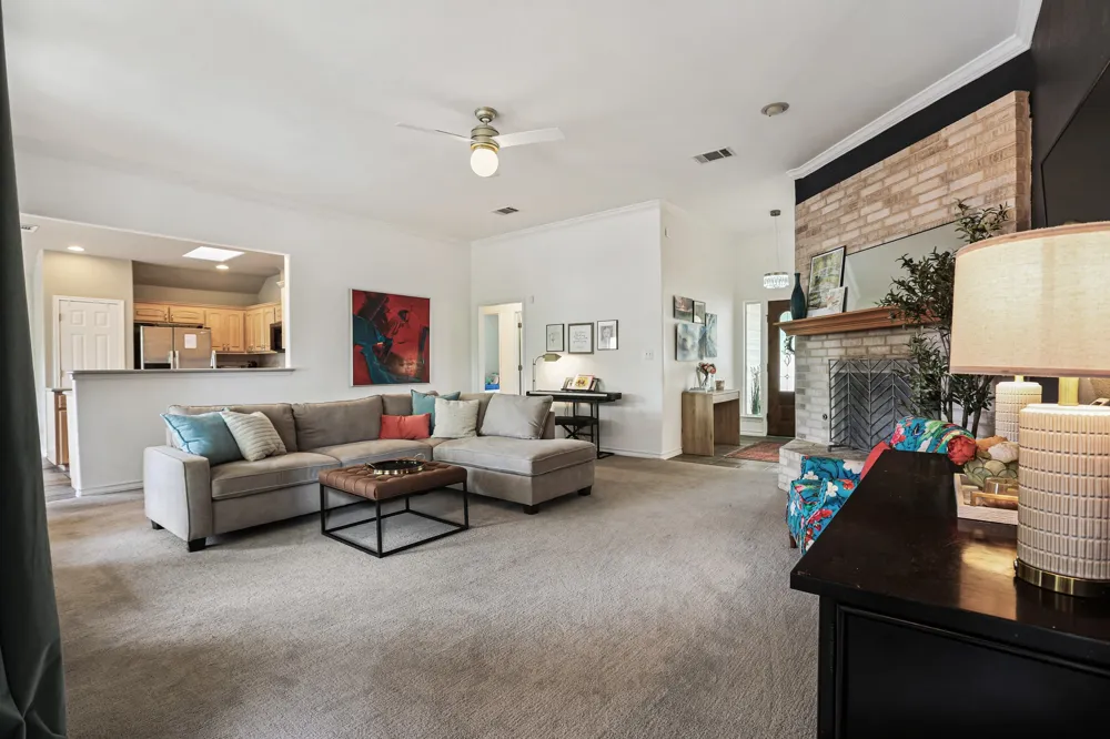 21105 Newport Cove Lago Vista, TX 78645
