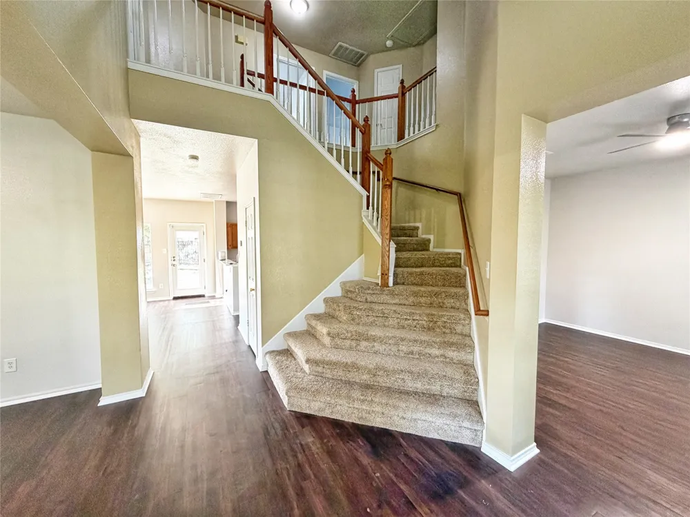 1114 Black Locust Drive Pflugerville, TX 78660