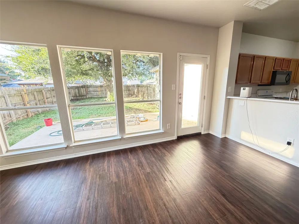 1114 Black Locust Drive Pflugerville, TX 78660