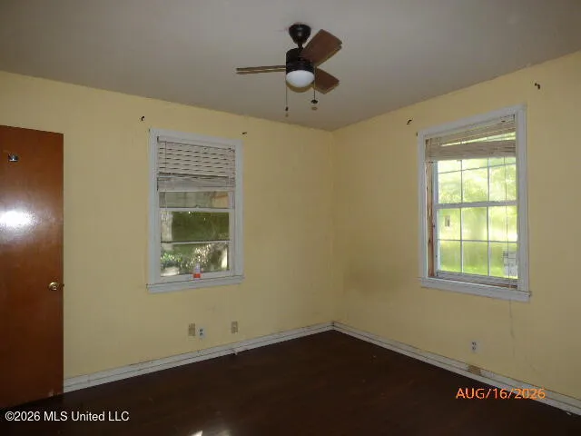 121 Catalpa Drive Natchez, MS 39120