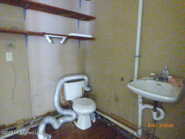 121 Catalpa Drive Natchez, MS 39120