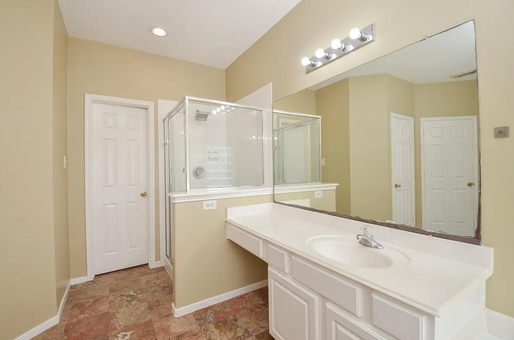 13109 Sunset Cliff Court Sugar Land, TX 77478