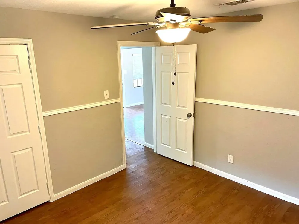 1403 Ash Street Baytown, TX 77520