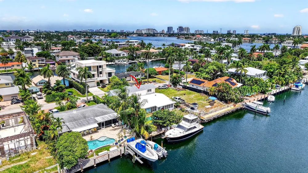 1636 SE 14TH STREET Fort Lauderdale, FL 33316