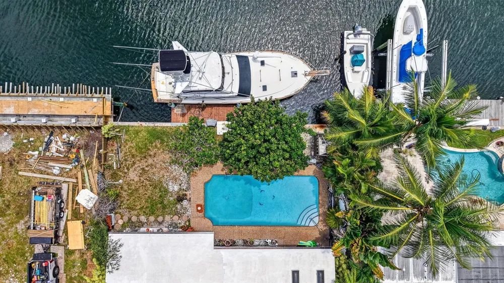 1636 SE 14TH STREET Fort Lauderdale, FL 33316