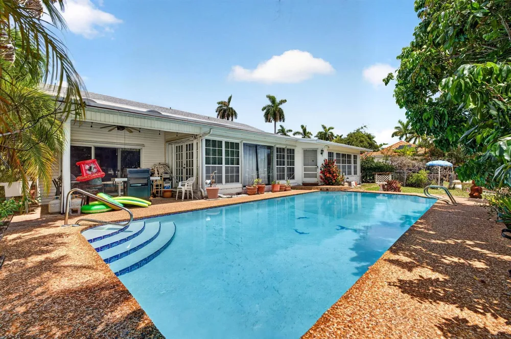 1636 SE 14TH STREET Fort Lauderdale, FL 33316