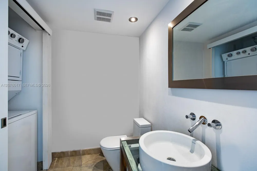 6000 Indian Creek Dr #12B Miami Beach, FL 33140