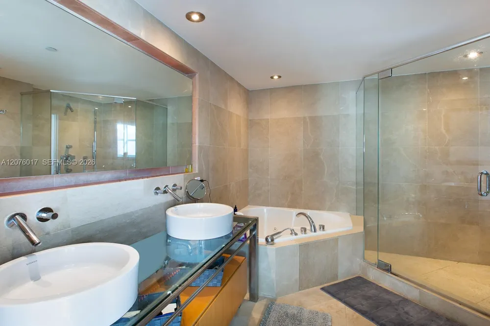 6000 Indian Creek Dr #12B Miami Beach, FL 33140