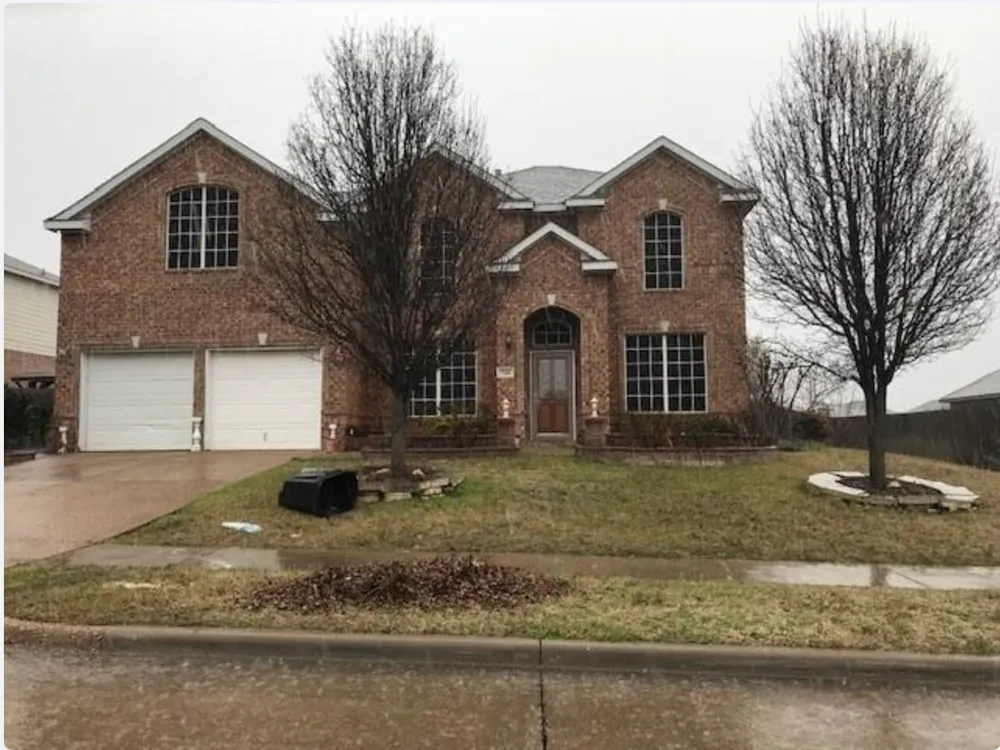 720 Candle Meadow Boulevard DeSoto, TX 75115
