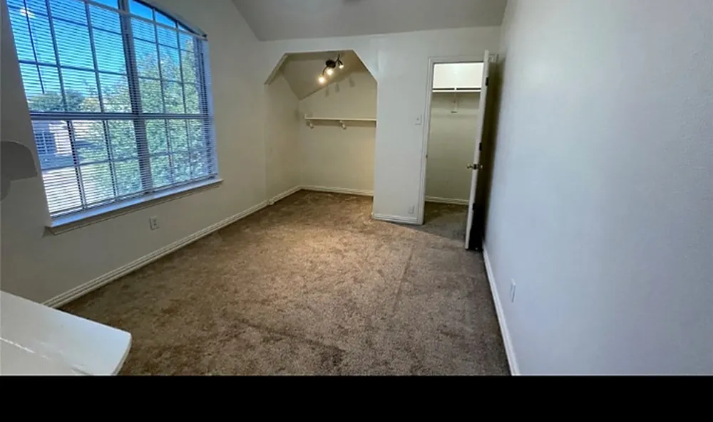 720 Candle Meadow Boulevard DeSoto, TX 75115