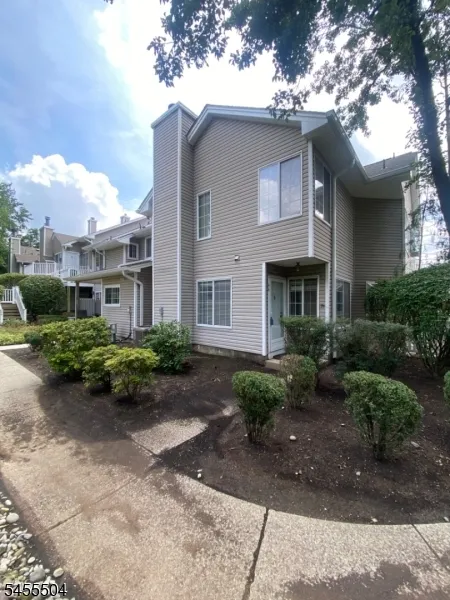 44 Morgan Court