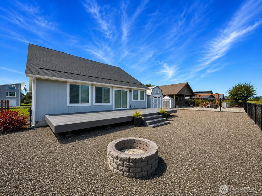 214 Canal Drive NE Ocean Shores, WA 98569