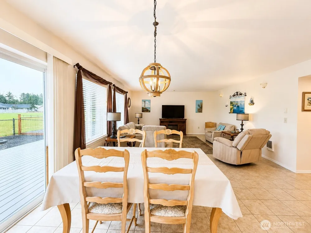 214 Canal Drive NE Ocean Shores, WA 98569