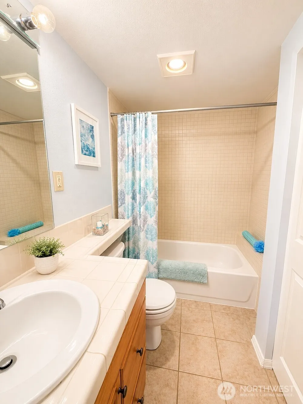 214 Canal Drive NE Ocean Shores, WA 98569