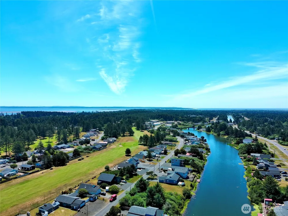 214 Canal Drive NE Ocean Shores, WA 98569