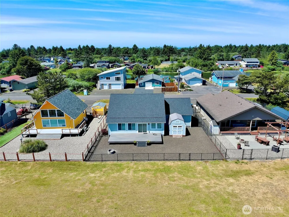 214 Canal Drive NE Ocean Shores, WA 98569