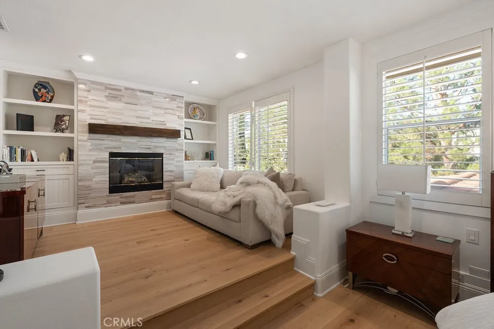 2555 Reynolds Drive Tustin, CA 92782