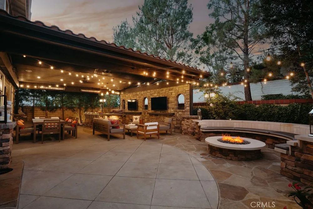 2555 Reynolds Drive Tustin, CA 92782