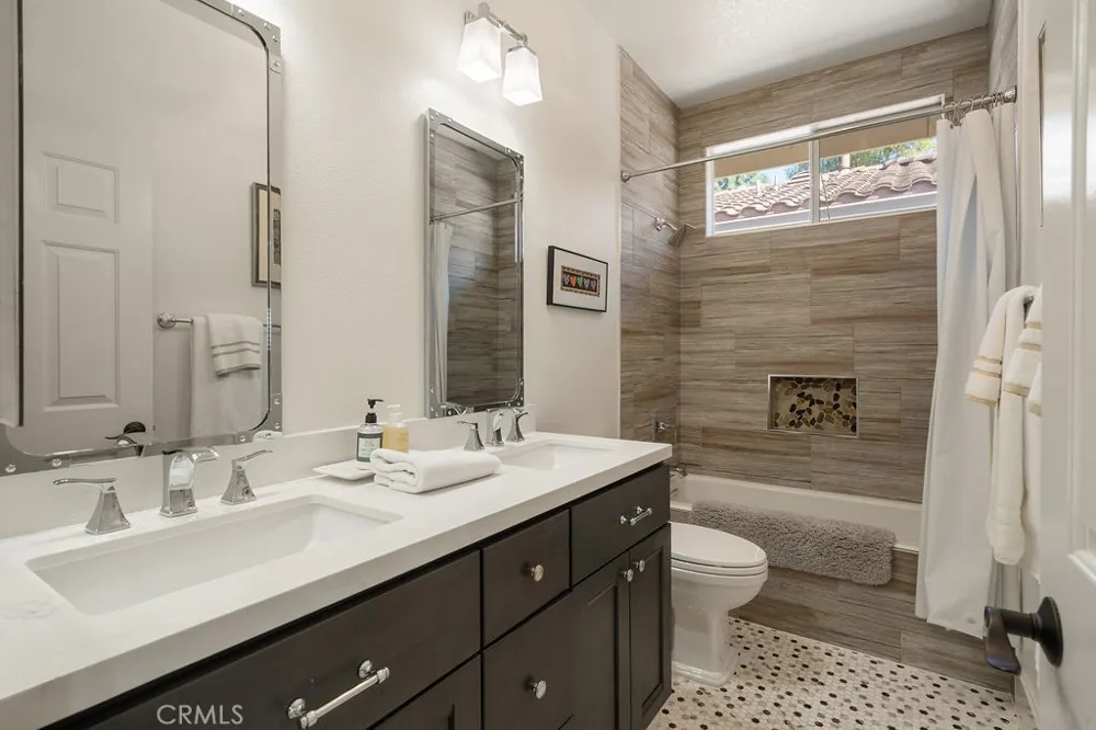 2555 Reynolds Drive Tustin, CA 92782