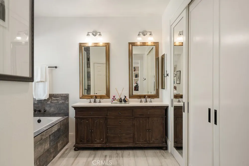 2555 Reynolds Drive Tustin, CA 92782