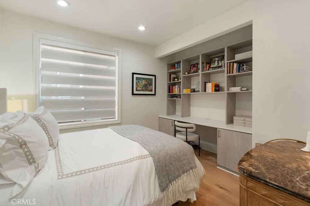 2555 Reynolds Drive Tustin, CA 92782