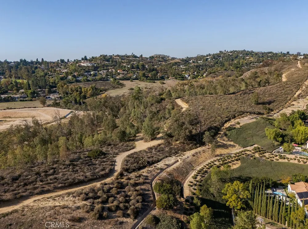 2555 Reynolds Drive Tustin, CA 92782