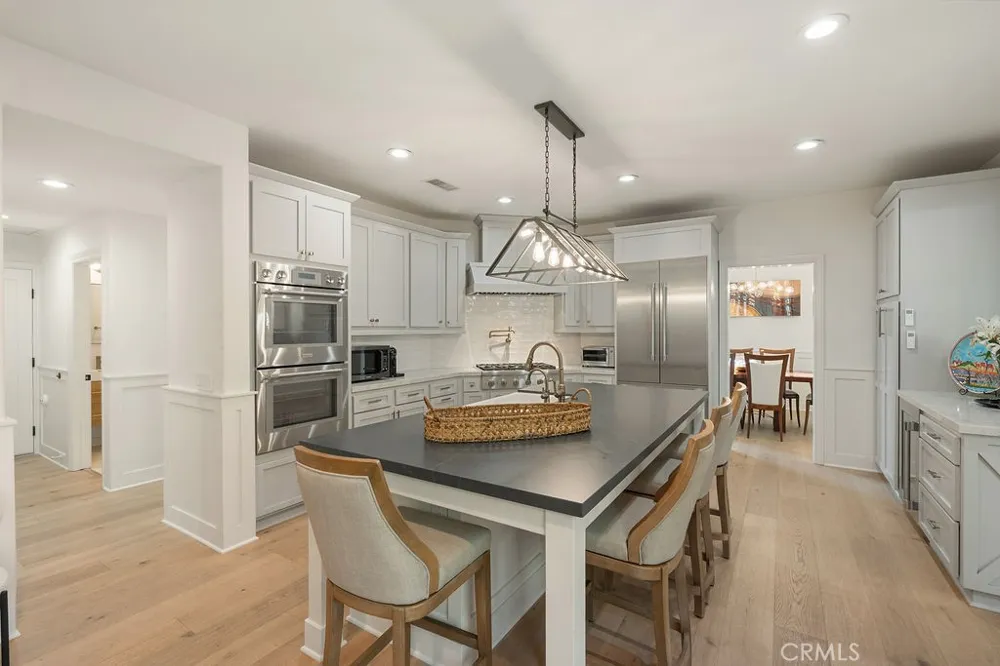 2555 Reynolds Drive Tustin, CA 92782