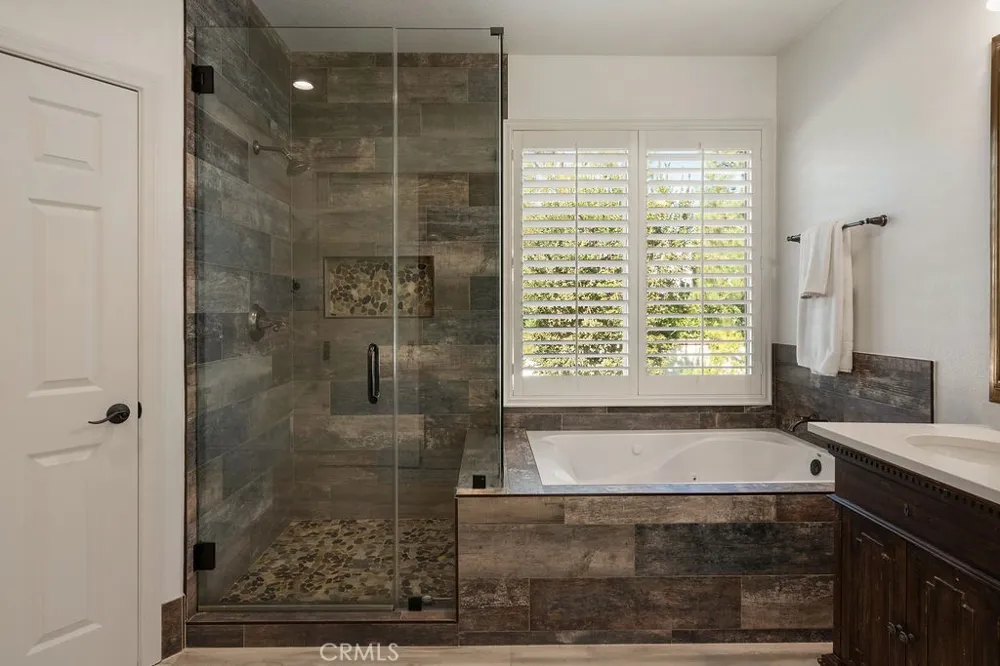 2555 Reynolds Drive Tustin, CA 92782