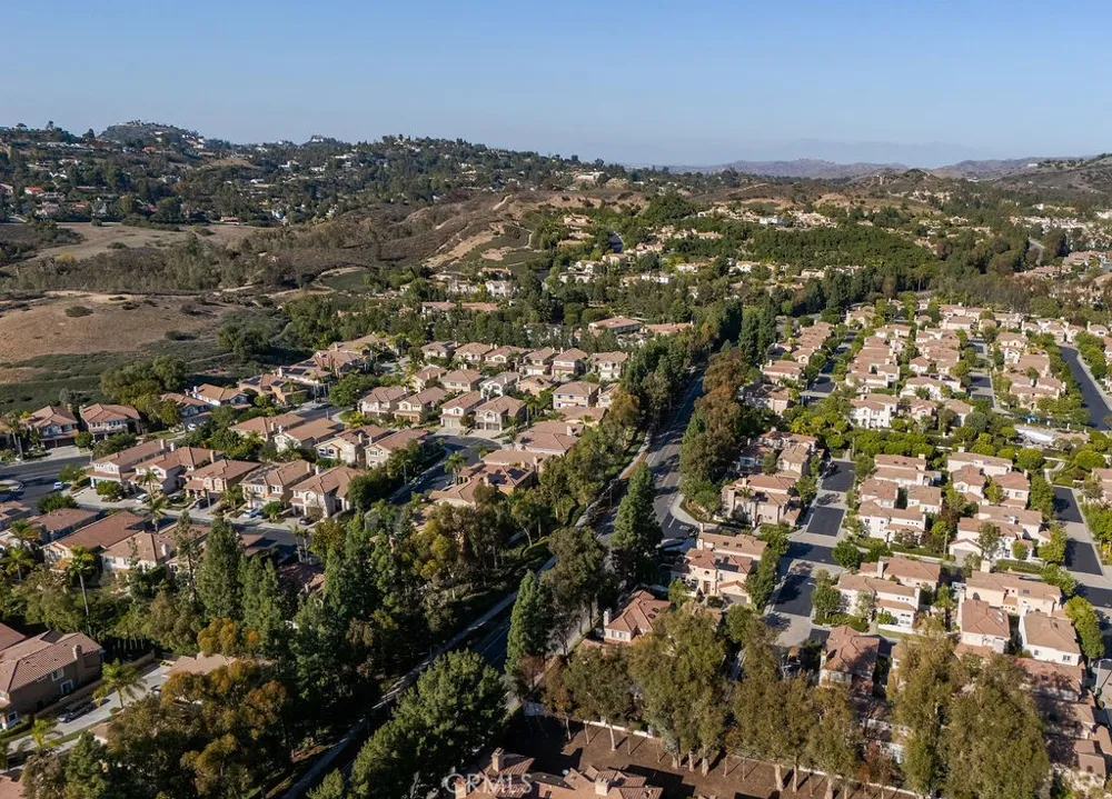 2555 Reynolds Drive Tustin, CA 92782