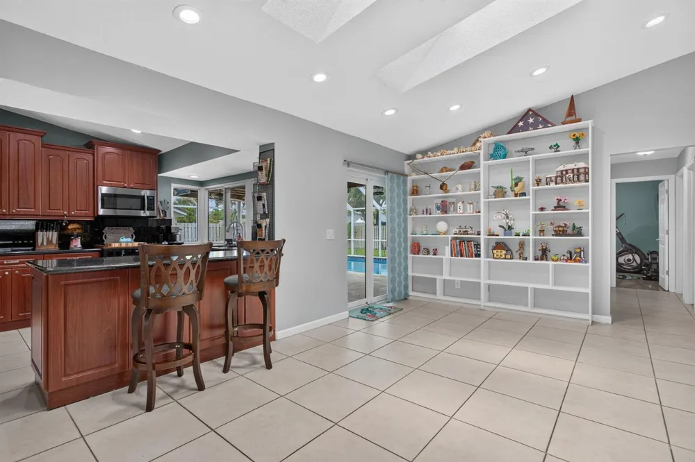 8751 NW 19th Street Coral Springs, FL 33071