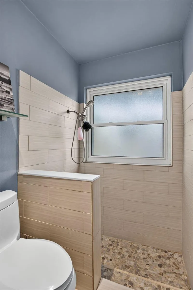 8751 NW 19th Street Coral Springs, FL 33071