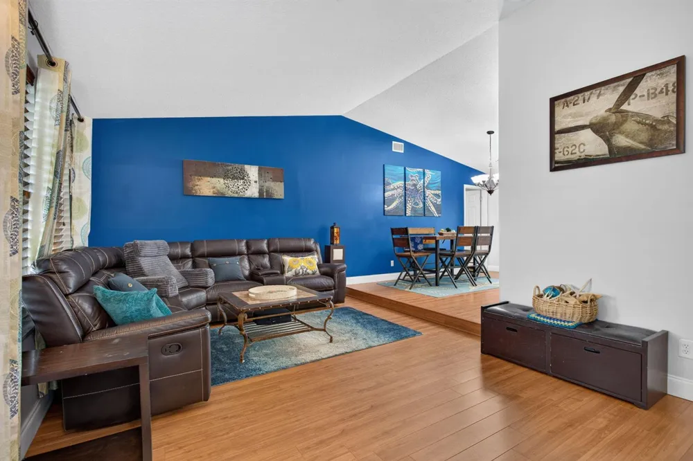 8751 NW 19th Street Coral Springs, FL 33071