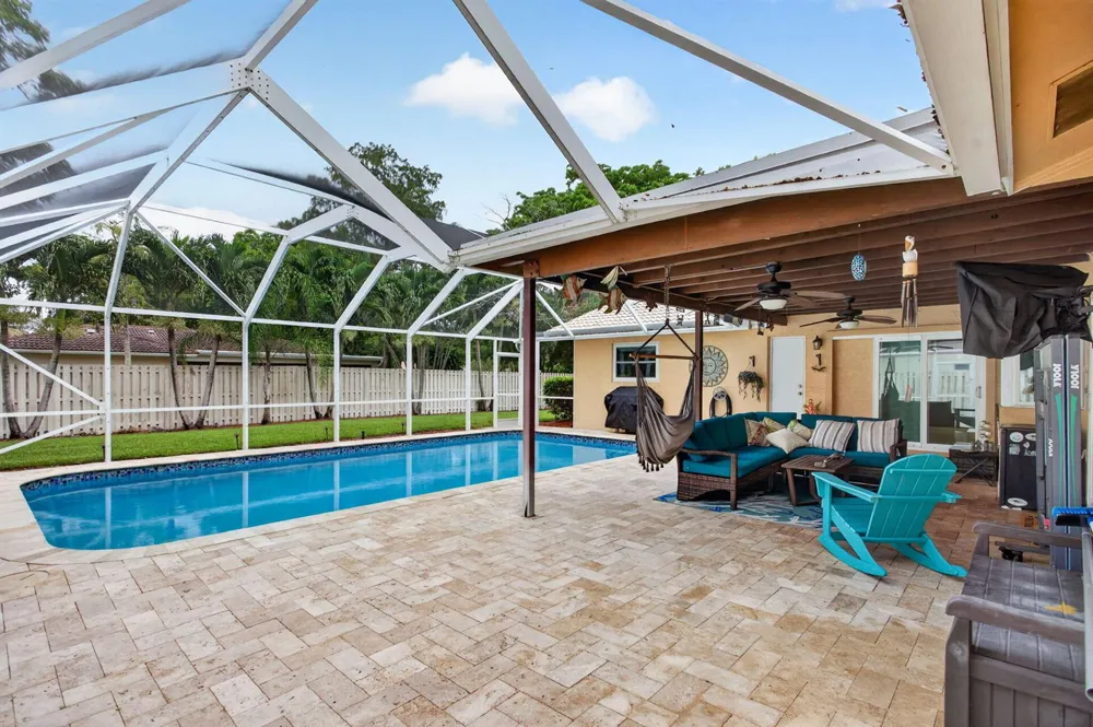 8751 NW 19th Street Coral Springs, FL 33071