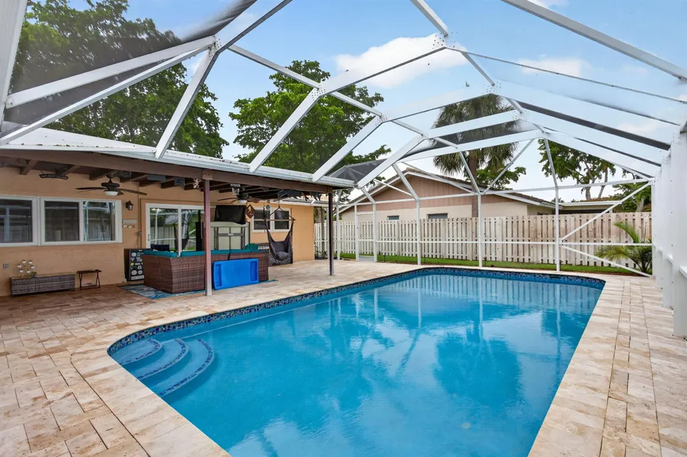 8751 NW 19th Street Coral Springs, FL 33071