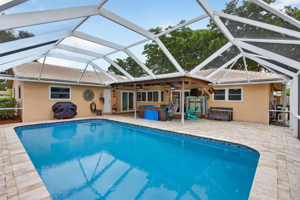 8751 NW 19th Street Coral Springs, FL 33071