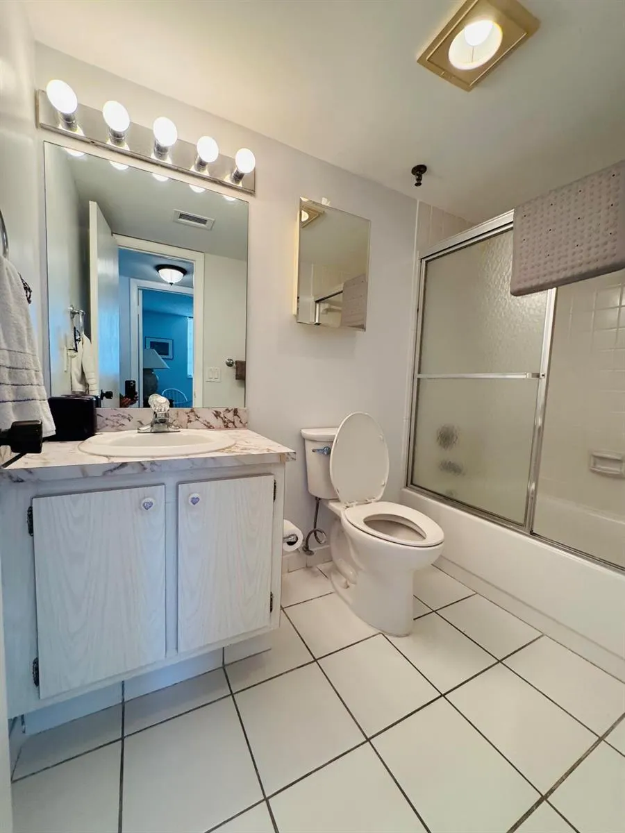 2430 DEER CREEK COUNTRY CLUB BOULEVARD #407-2 Deerfield Beach, FL 33442