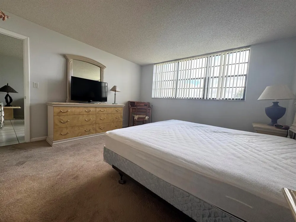 2430 DEER CREEK COUNTRY CLUB BOULEVARD #407-2 Deerfield Beach, FL 33442