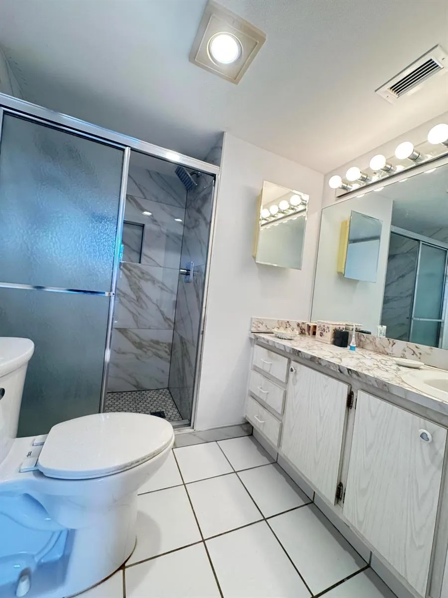 2430 DEER CREEK COUNTRY CLUB BOULEVARD #407-2 Deerfield Beach, FL 33442